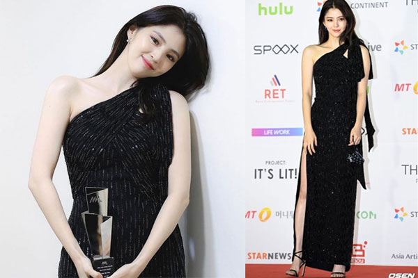 Han So Hee red carpet