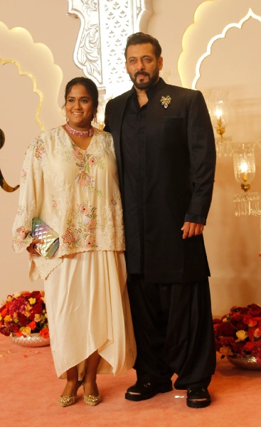 Arpita Khan and Salman Khan at Anant Ambani and Radhika Merchant's wedding